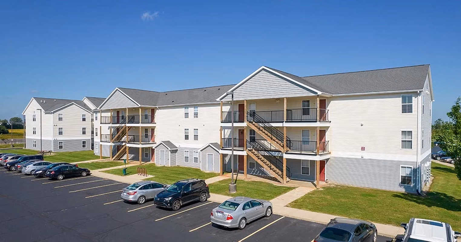 Village at Bluegrass Apartments, Mount Pleasant - Mt Pleasant, Michigan, United States - Exterior