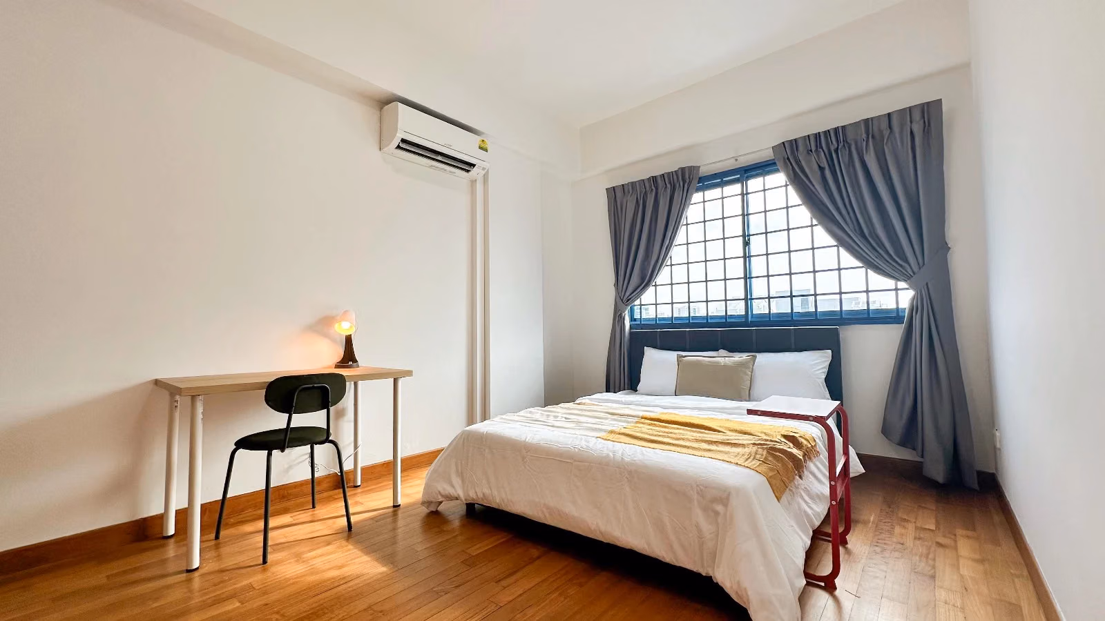 Amenities?w=400&h=260&fit=crop&q=40&auto=format&trim=auto