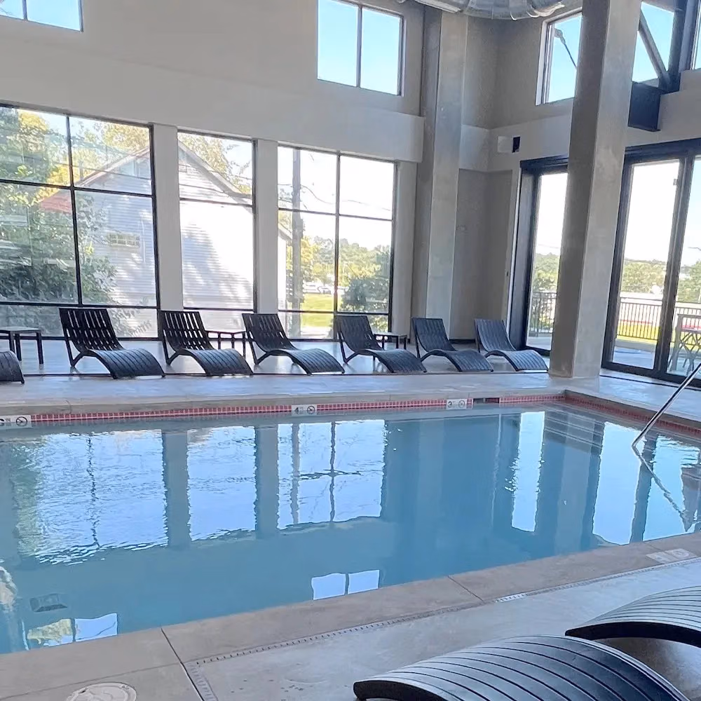 Crimson Corner, Bloomington - Bloomington, Indiana, United States - Amenities