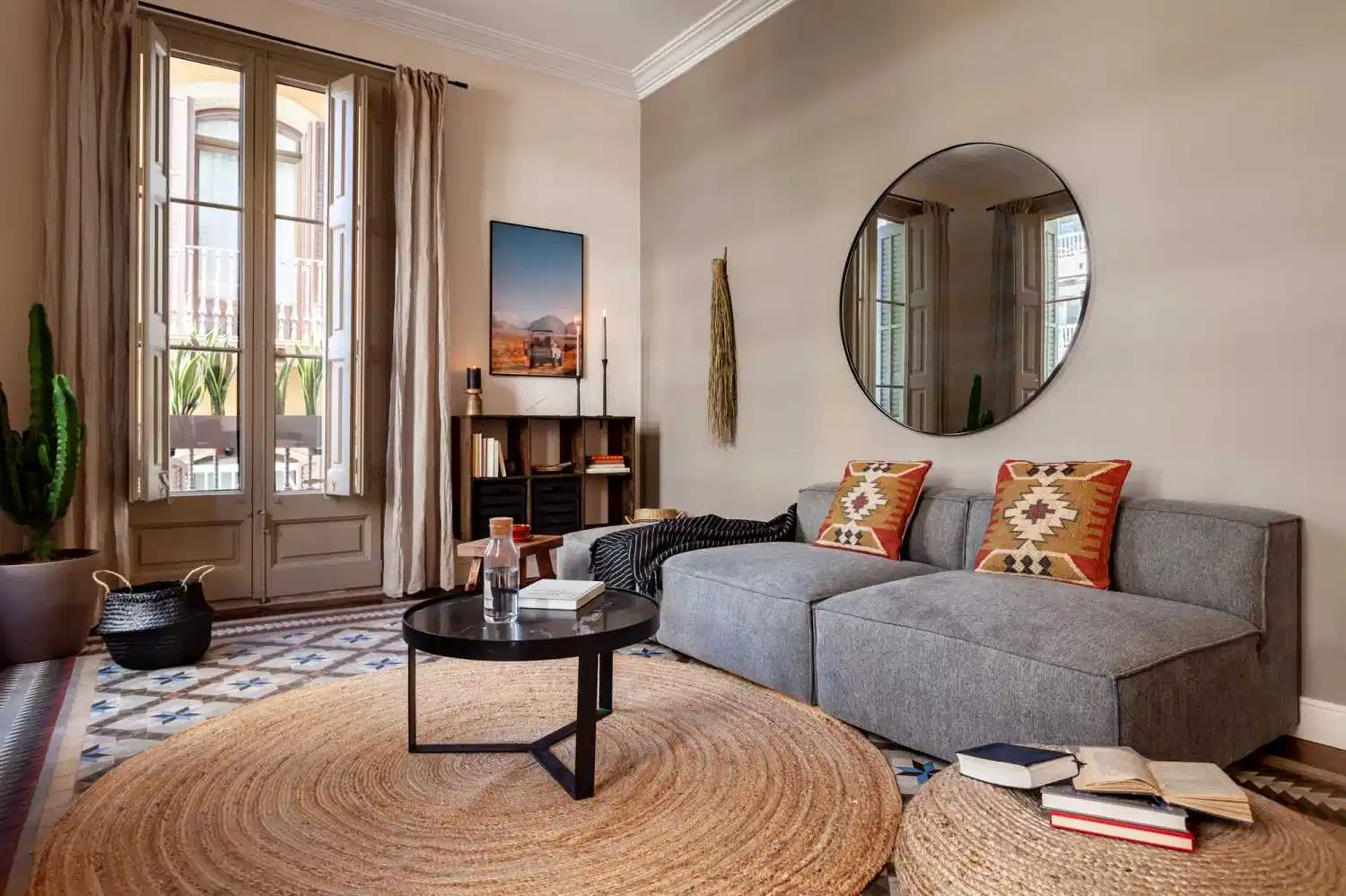 Common Area?w=400&h=260&fit=crop&q=40&auto=format&trim=auto