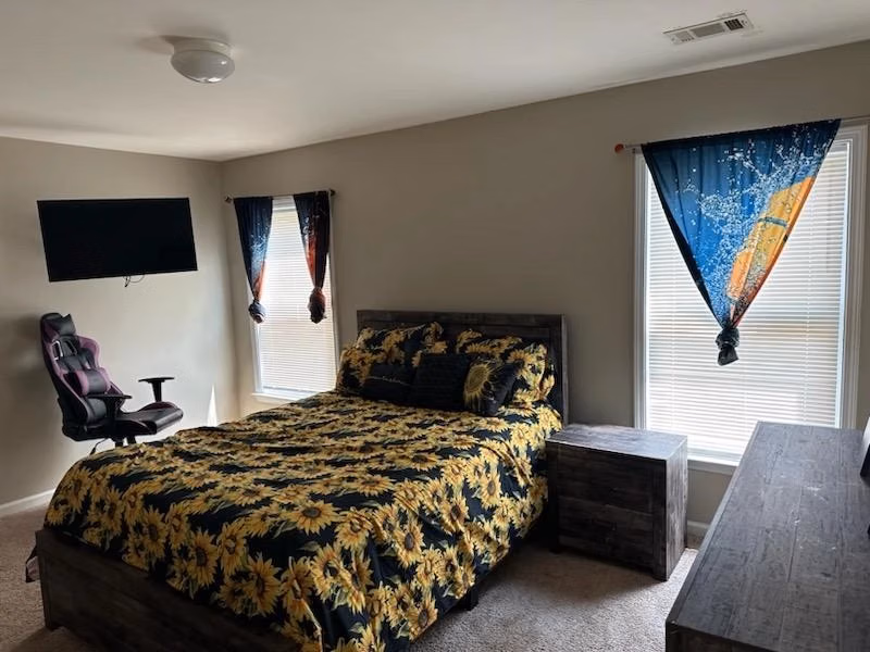 Amenities?w=400&h=260&fit=crop&q=40&auto=format&trim=auto