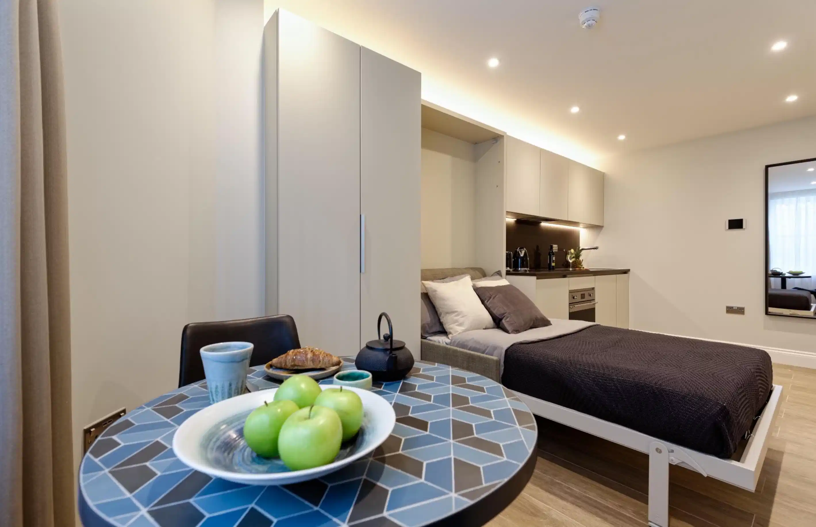 Studio Room, Emperor's Gate, London SW7 4JA (Studio 9) - London, England, United Kingdom - Studio  - Bedroom