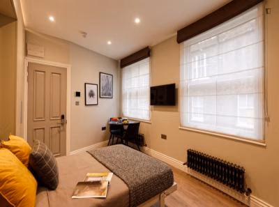Studio Room, Marylebone Rd, London NW1 5LS (Studio 14) - London, England, United Kingdom - Studio  - Bedroom