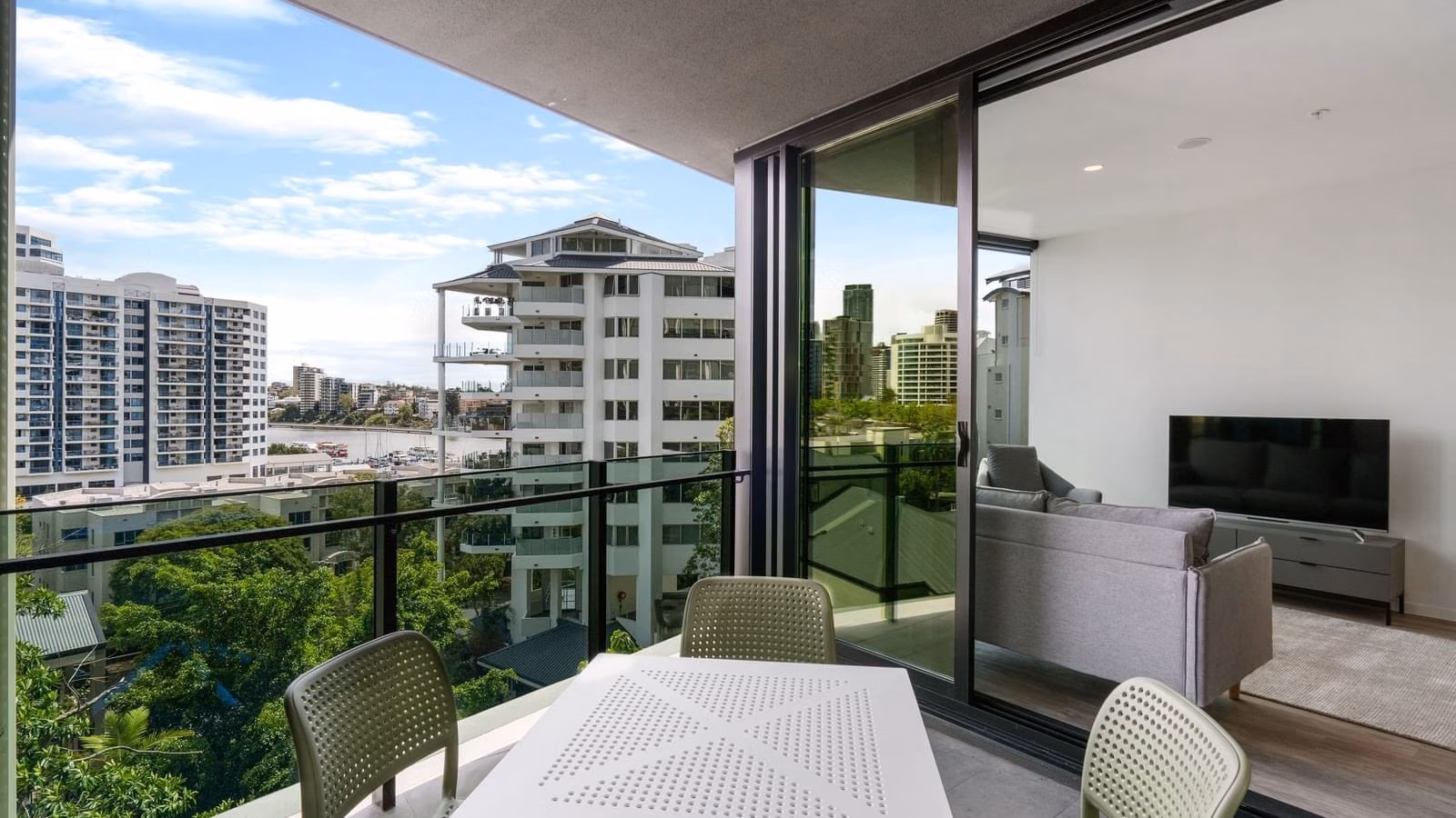 Realm Kangaroo Point, Brisbane - Brisbane, Queensland, Australia - Exterior