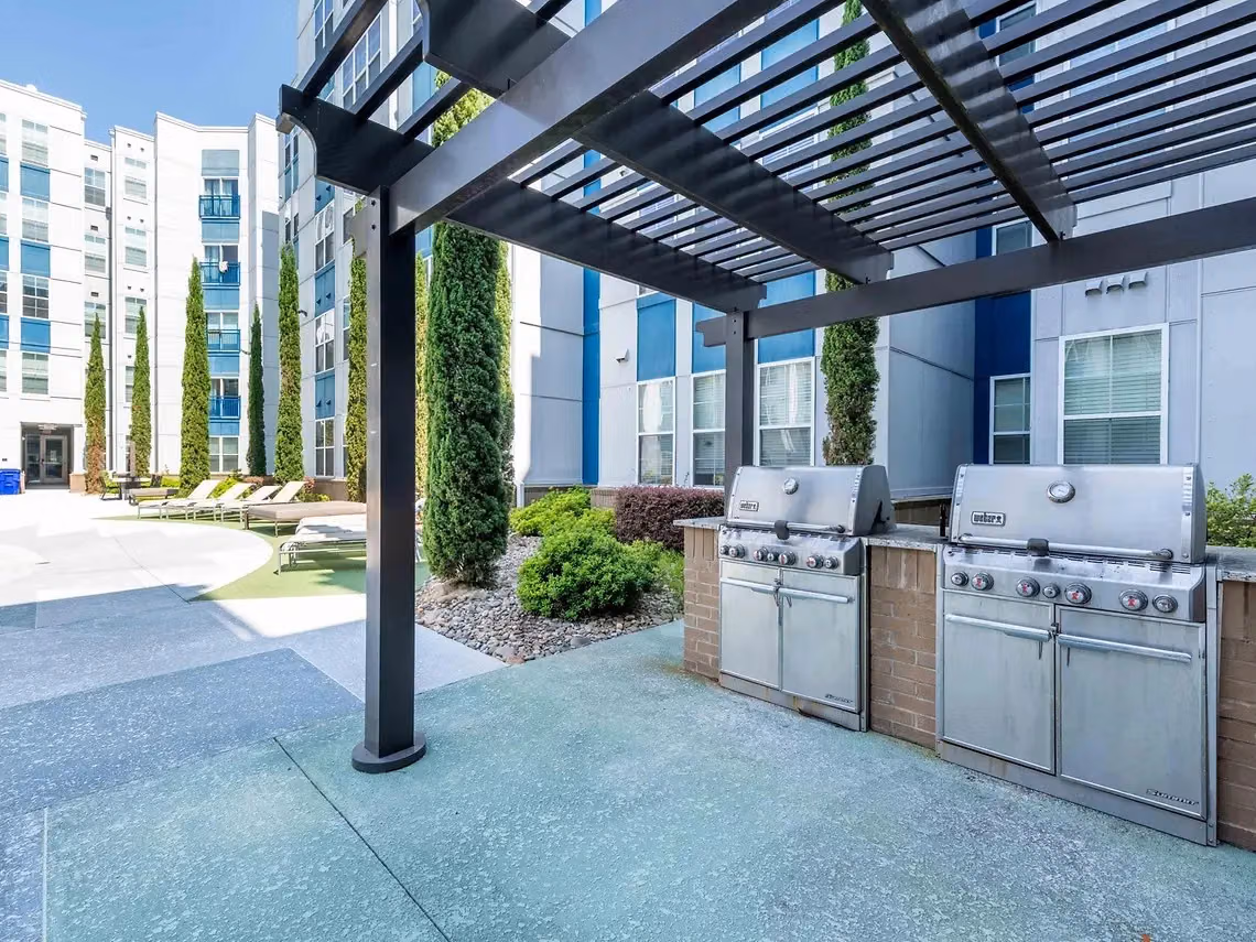 Yugo Greenville Uptown, Greenville - Greenville, United States - Amenities