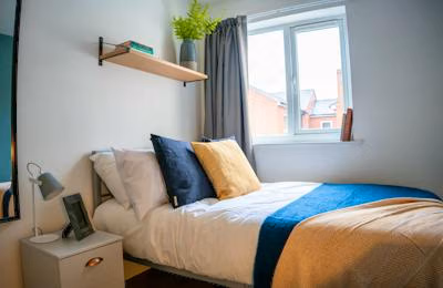 6 Bedroom Apartment - Amenities?w=400&h=260&fit=crop&q=40&auto=format&trim=auto