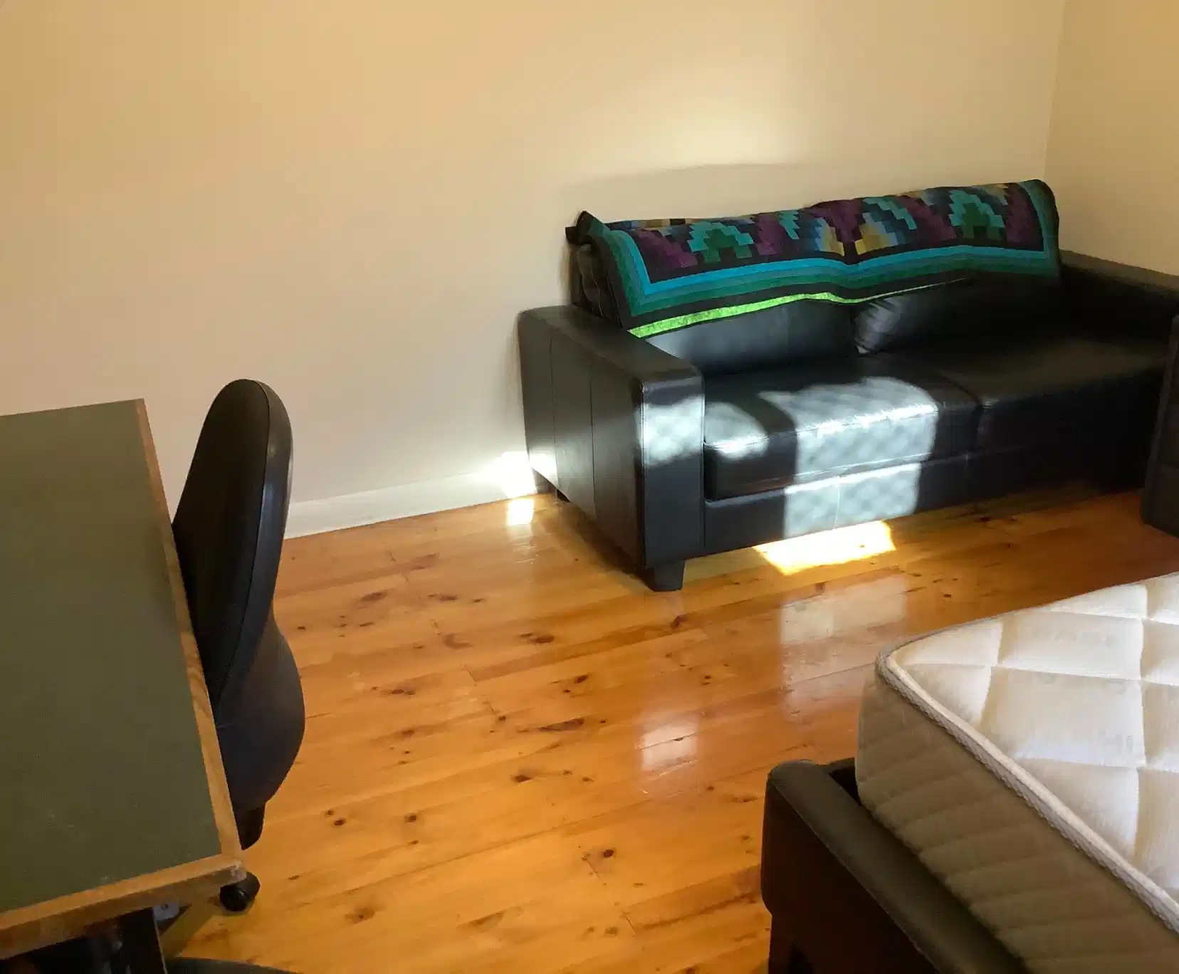 Room In A 3 Bedroom Apartment, Flanders Street, Croydon Park, Adelaide 5008 - Adelaide, South Australia, Australia - Room 1 - Amenities
