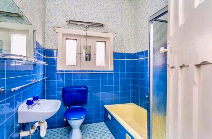 Room 3 - Bedroom?w=400&h=260&fit=crop&q=40&auto=format&trim=auto