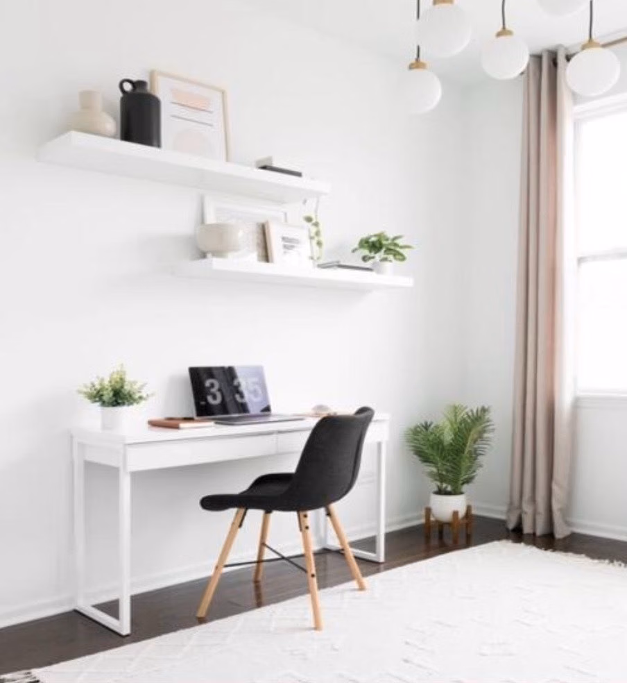 Room in a 6 Bedroom Apartment, Wilmslow Rd, Withington, Manchester M20 4AW - Manchester, England, United Kingdom - Bedroom 2 - Amenities