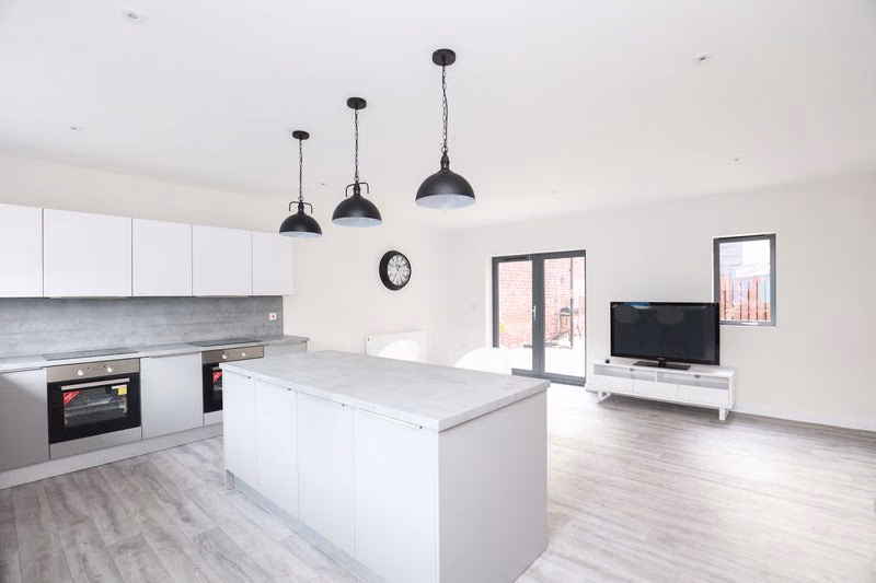 Room in a 7 Bedroom Apartment, Well Meadow Drive, Sheffield, S3 7GW (Flat 2) - Sheffield, England, United Kingdom - Bedroom 1  - Kitchen