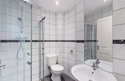 Bedroom 2 - Kitchen?w=400&h=260&fit=crop&q=40&auto=format&trim=auto
