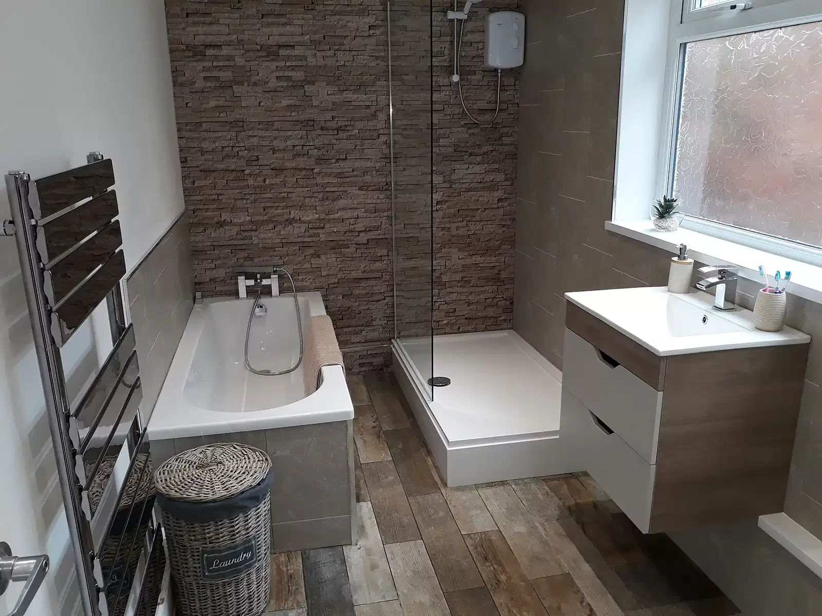 Room in a 4 Bedroom Apartment, 107 Granville Road, Middlesbrough - Middlesbrough, England, United Kingdom - Bedroom 2 - Bathroom