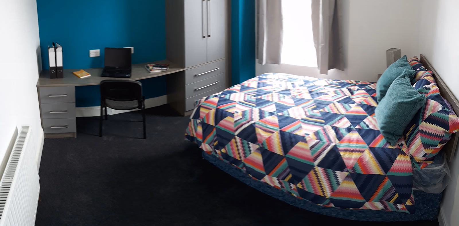 Room in a 5 Bedroom Apartment, 29 Clifton Street, Middlesbrough - Middlesbrough, England, United Kingdom - 5 Bedrooms - Bedroom