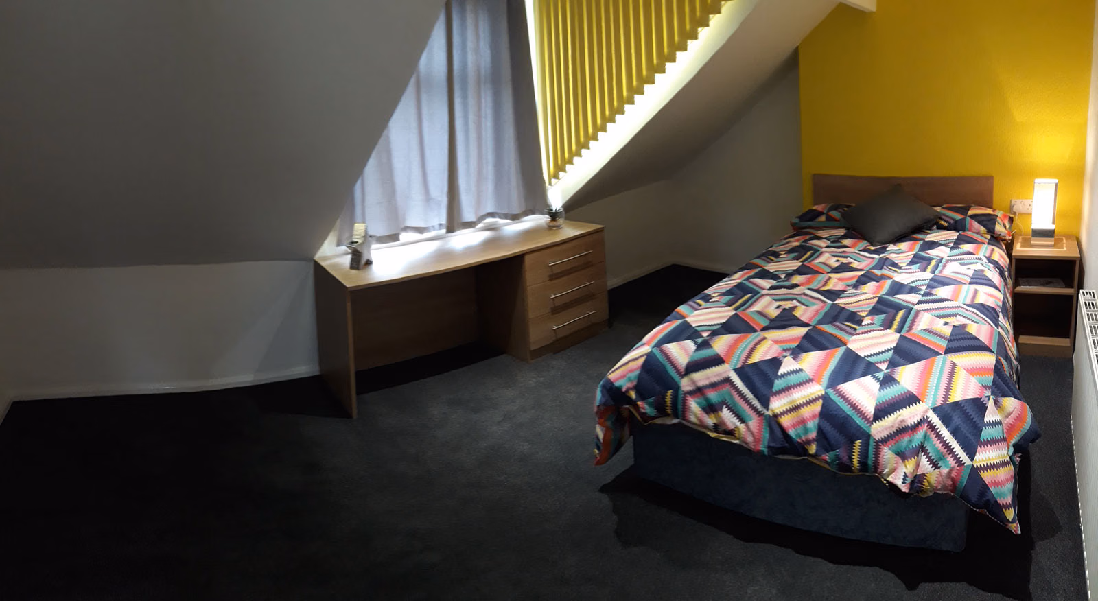 Room in a 5 Bedroom Apartment, 29 Clifton Street, Middlesbrough - Middlesbrough, England, United Kingdom - 5 Bedrooms - Bedroom