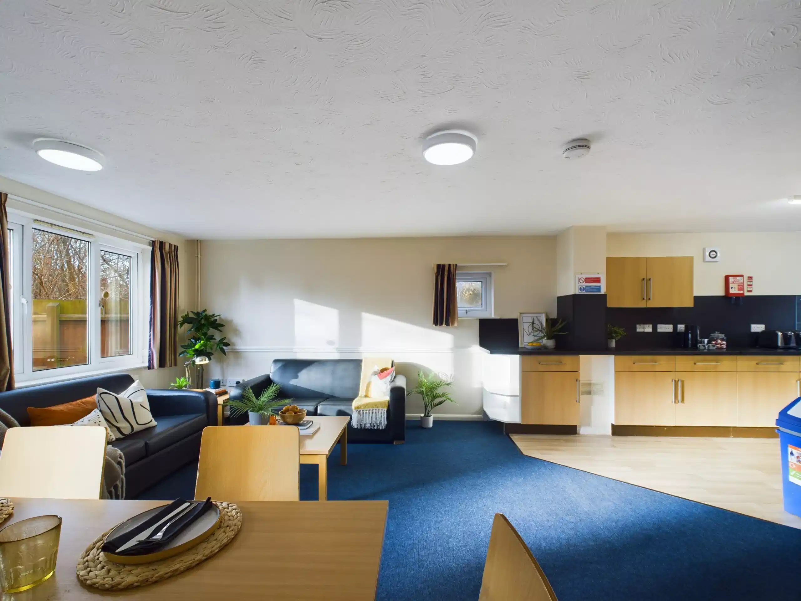 Room in a 6 Bedroom Apartment, Sage Rd, Leicester LE2 7ES - Leicester, England, United Kingdom - Bedroom 4 - Amenities